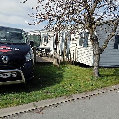 Stacaravan Bredene Met Tuin Nr 2126 Exterior foto