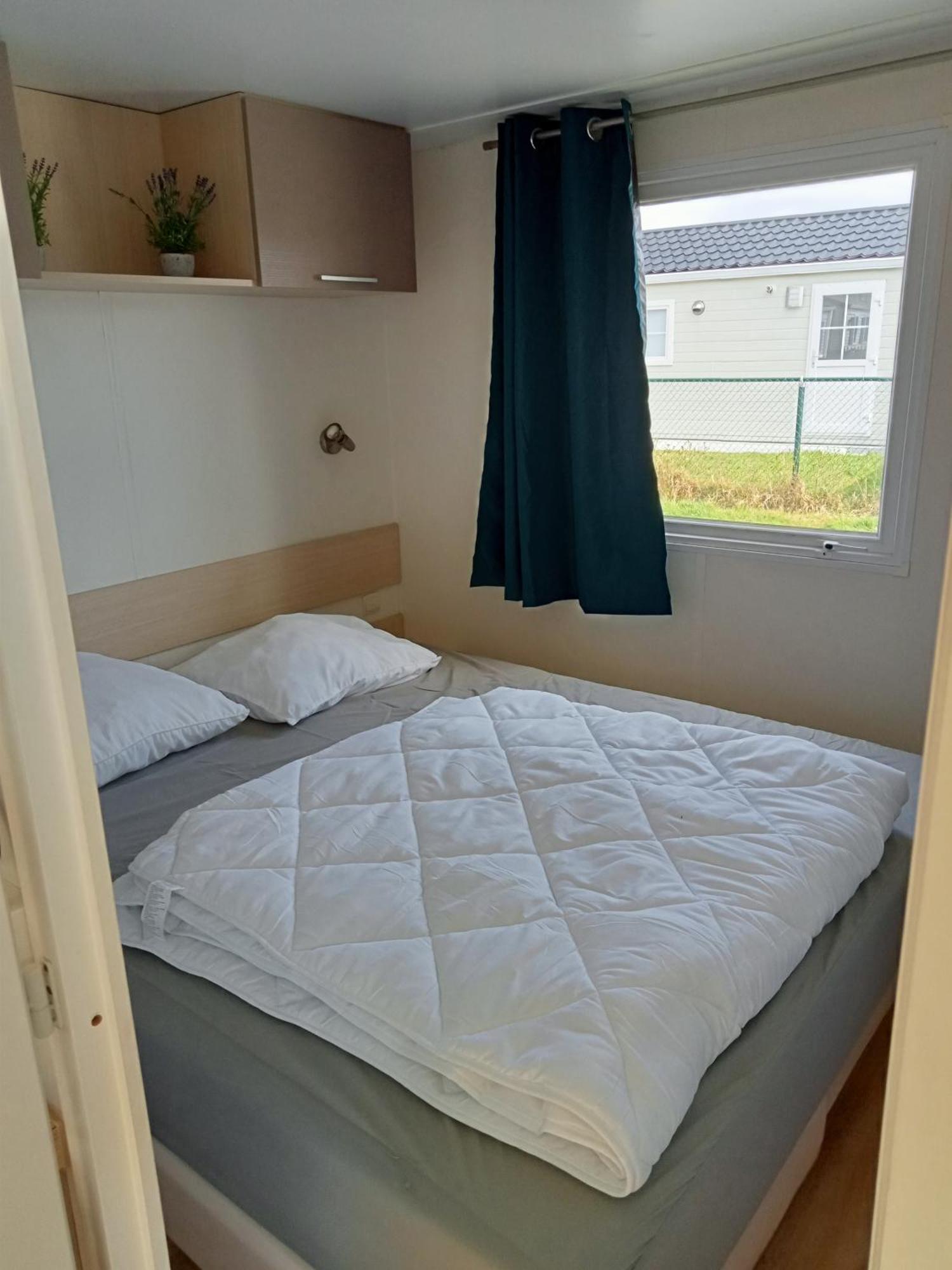 Stacaravan Bredene Met Tuin Nr 2126 Exterior foto